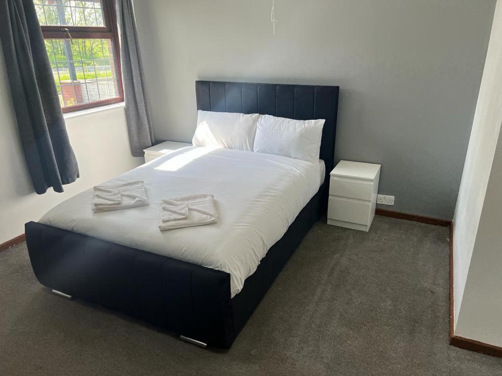 Oyo Stay Inn Express, Cambridge Papworth Everard エクステリア 写真