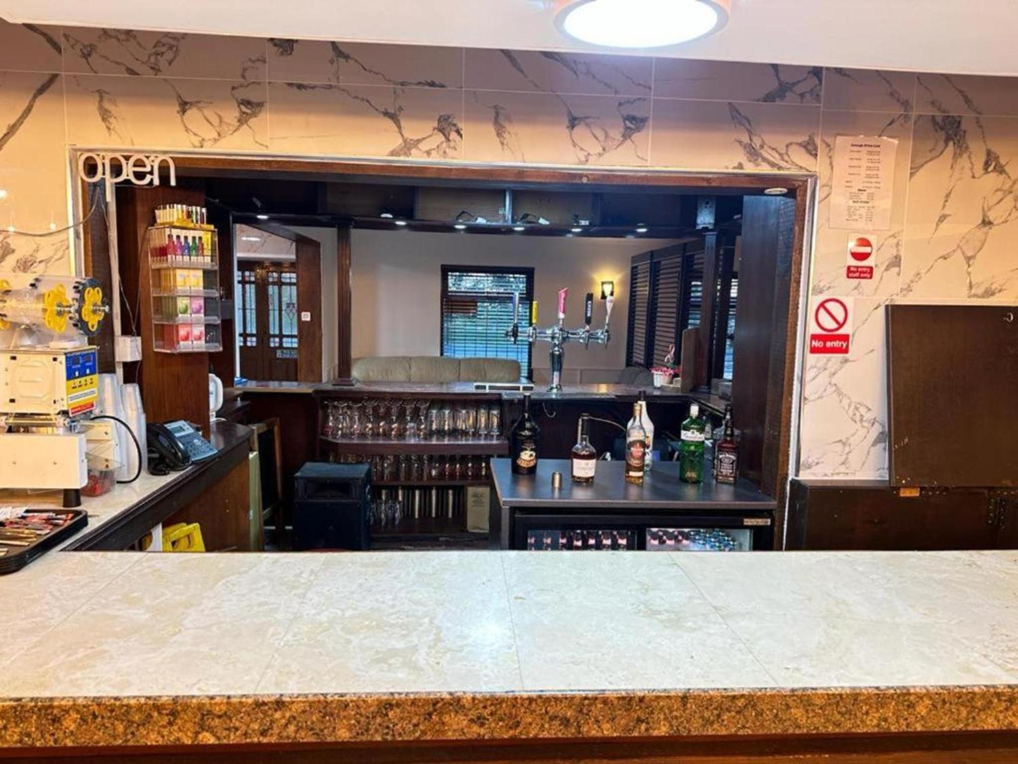 Oyo Stay Inn Express, Cambridge Papworth Everard エクステリア 写真
